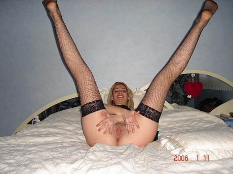 Nude Wife In Stockings